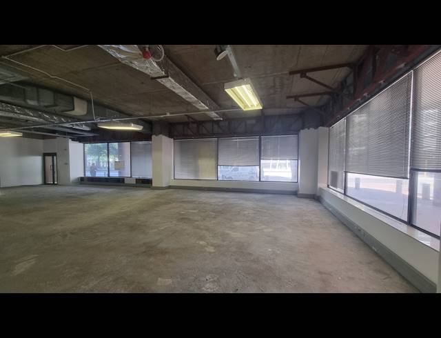 336M² RETAIL TO LET IN CAPE TOWN CITY CENTRE